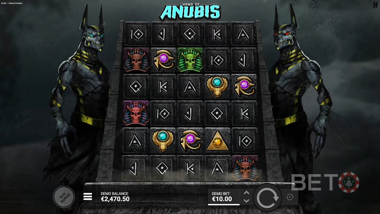 Większy układ pomaga uzyskać więcej wygranych w automacie online Hand of Anubis