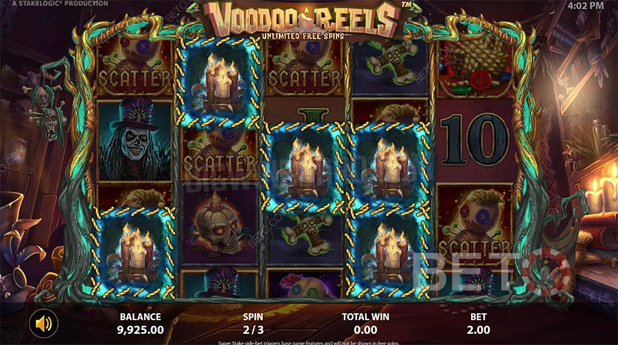 Voodoo Reels od Stakelogic zapewnia zabawny temat i wiele funkcji gry.